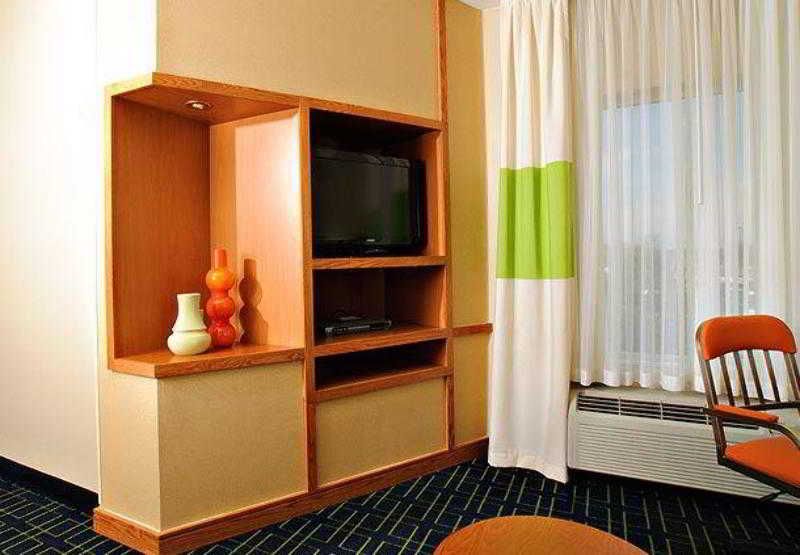 Hotel Fairfield Inn & Suites Akron South  | Akron | Ohio | United States 17