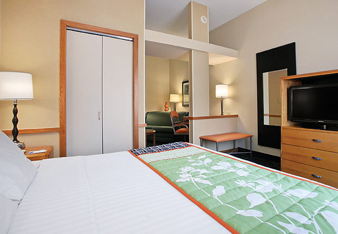 Hotel Fairfield Inn & Suites Akron South  | Akron | Ohio | United States 7