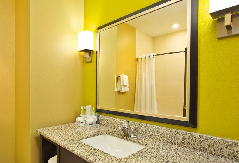 Hotel Holiday Inn Express Hastings  | Grand Rapids | Michigan | United States 4