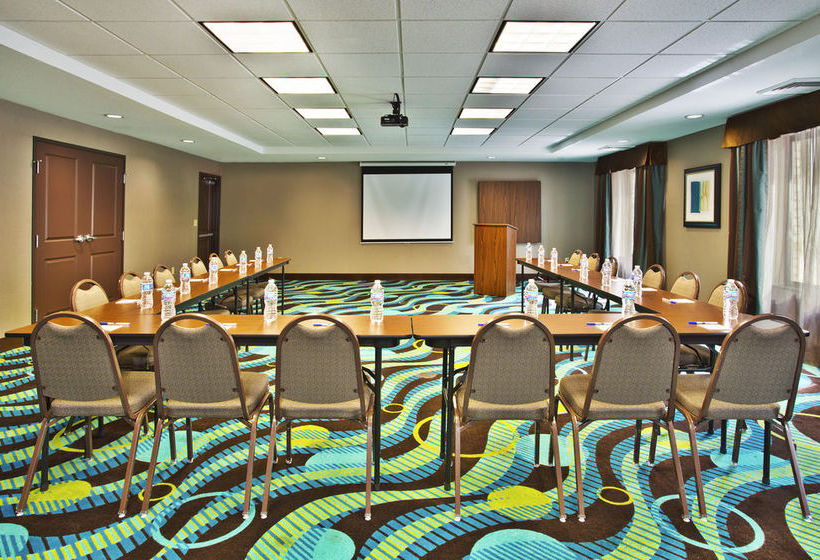 Hotel Holiday Inn Express Hastings  | Grand Rapids | Michigan | United States 5