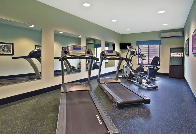 Hotel Holiday Inn Express Hastings  | Grand Rapids | Michigan | United States 6