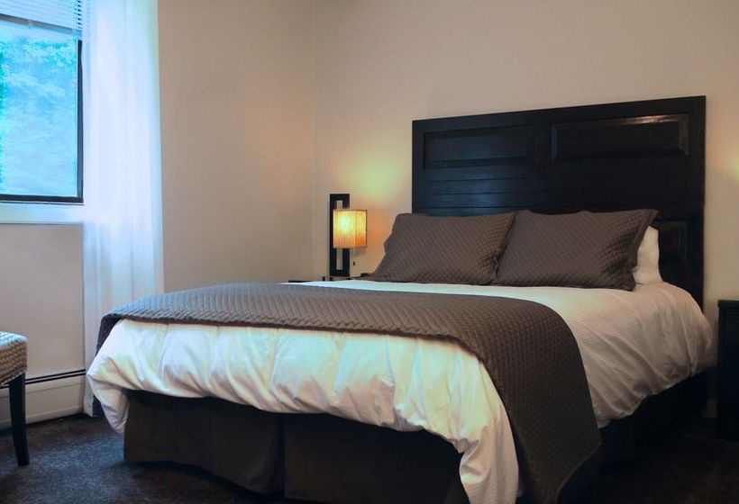 Hotel Snowed Inn Bed & Breakfast  | Killington | Vermont | United States 20