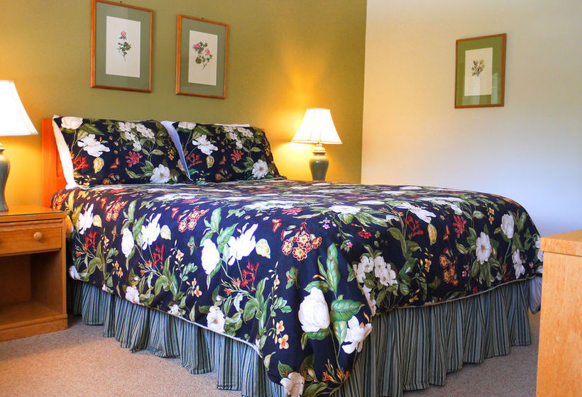 Hotel Snowed Inn Bed & Breakfast  | Killington | Vermont | United States 5