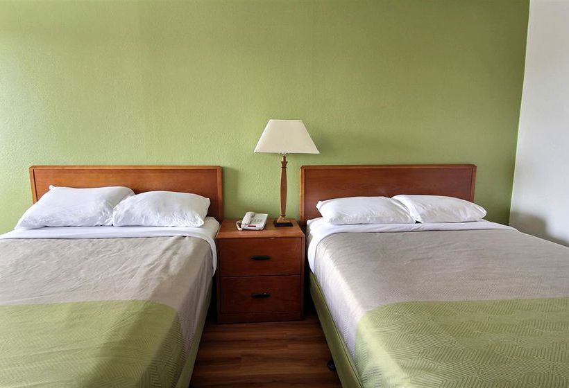 Motel 6 Cleveland - Willoughby  | Cleveland | Ohio | United States 8