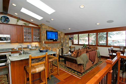 Hotel Chateau Roaring Fork  | Aspen | Colorado | United States 1