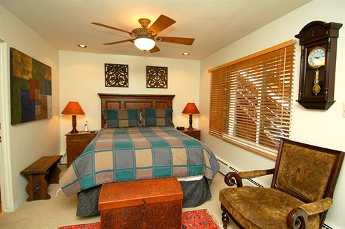 Hotel Chateau Roaring Fork  | Aspen | Colorado | United States 10