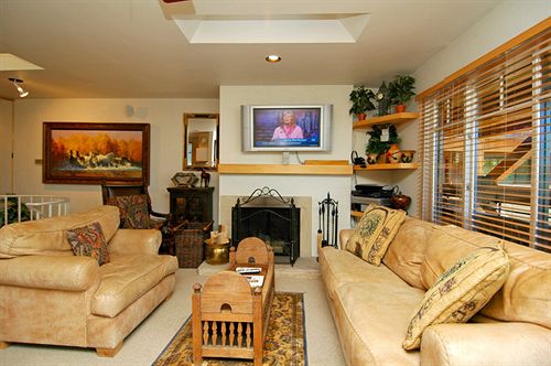 Hotel Chateau Roaring Fork  | Aspen | Colorado | United States 3