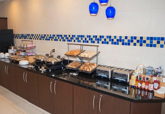 Hotel Springhill Suites Chesapeake Greenbrier  | Chesapeake | Virginia | United States 9