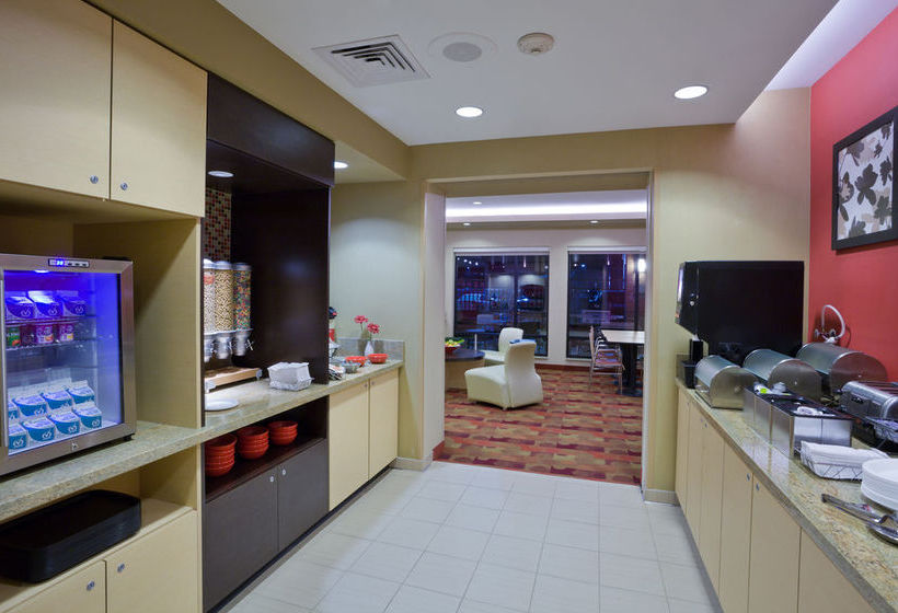 Hotel Towneplace Suites Ann Arbor South  | Ann Arbor | Michigan | United States 9
