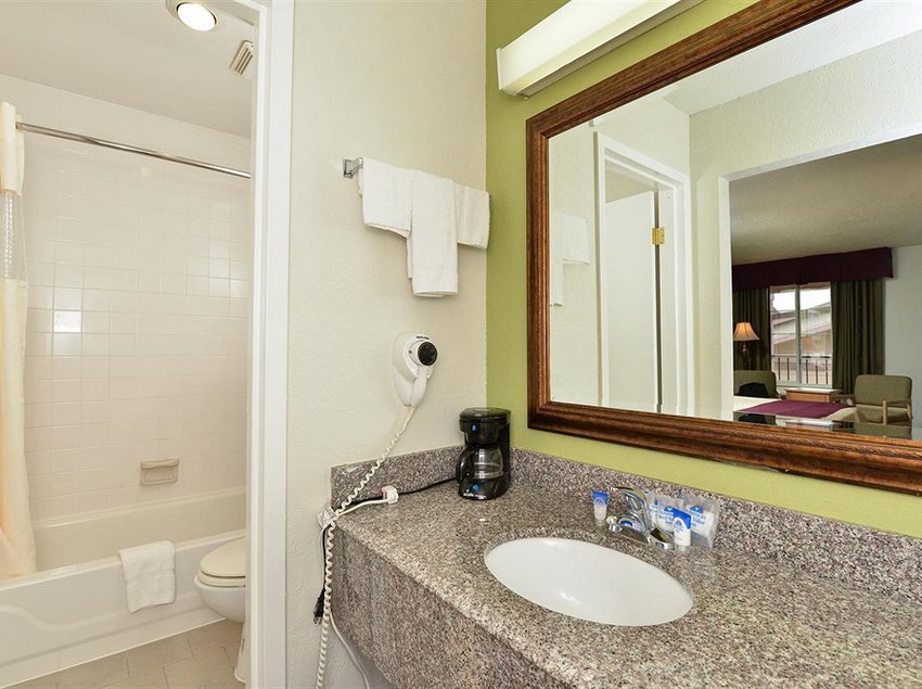 Hotel Americas Best Value Inn  | Gulfport | Mississippi | United States 5