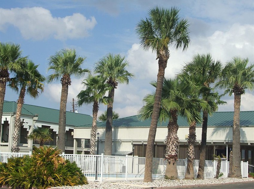 Hotel Del Rio Executive Inn 