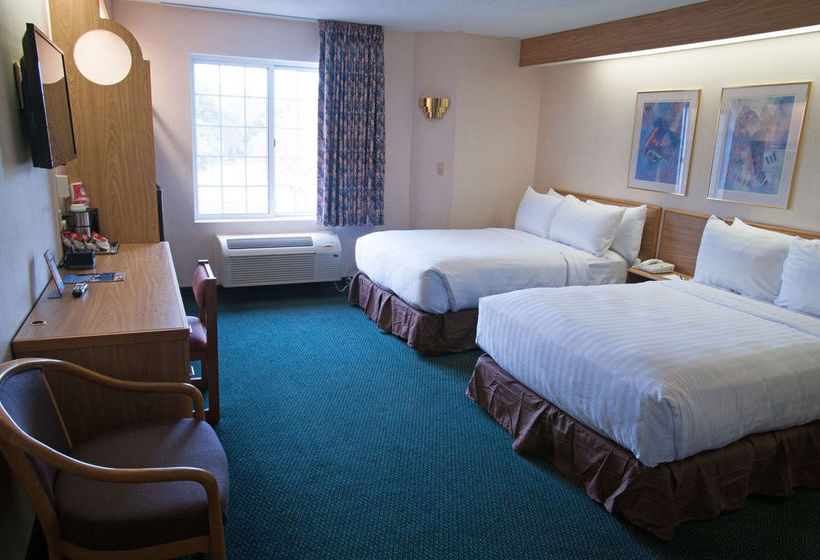 Hotel Charlevoix Inn And Suites  | Charlevoix | Michigan | United States 18