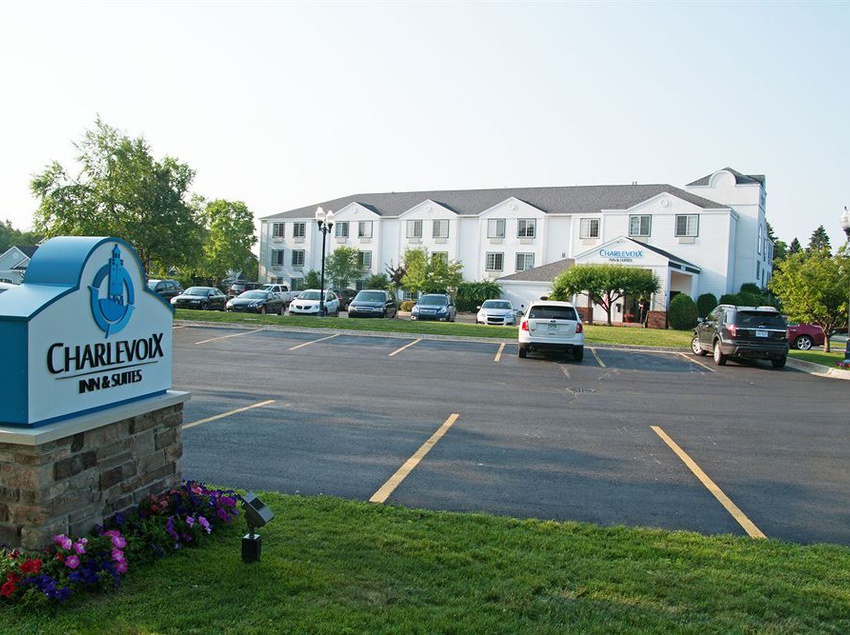 Hotel Charlevoix Inn And Suites  | Charlevoix | Michigan | United States 4