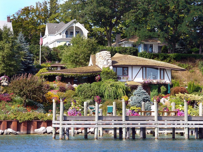 Hotel Charlevoix Inn And Suites  | Charlevoix | Michigan | United States 6