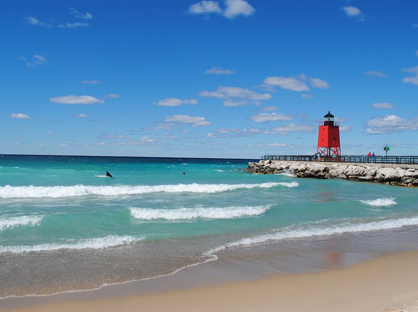 Hotel Charlevoix Inn And Suites  | Charlevoix | Michigan | United States 9