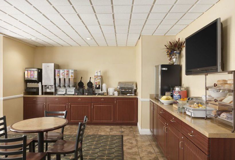Hotel Country Inn & Suites By Carlson Fredericksburg South  | Fredericksburg | Virginia | United States 13