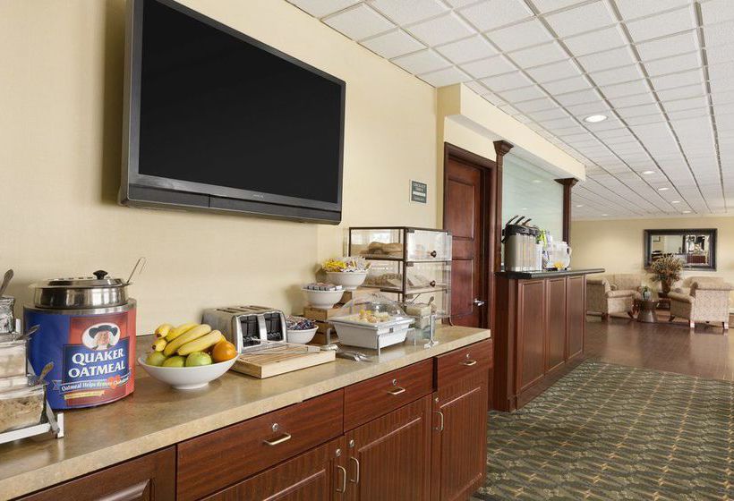 Hotel Country Inn & Suites By Carlson Fredericksburg South  | Fredericksburg | Virginia | United States 16