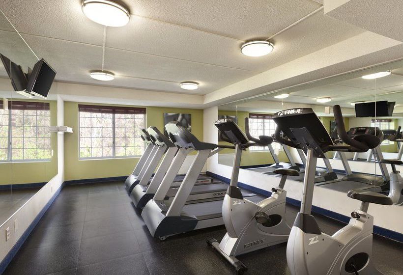 Hotel Country Inn & Suites By Carlson Fredericksburg South  | Fredericksburg | Virginia | United States 20