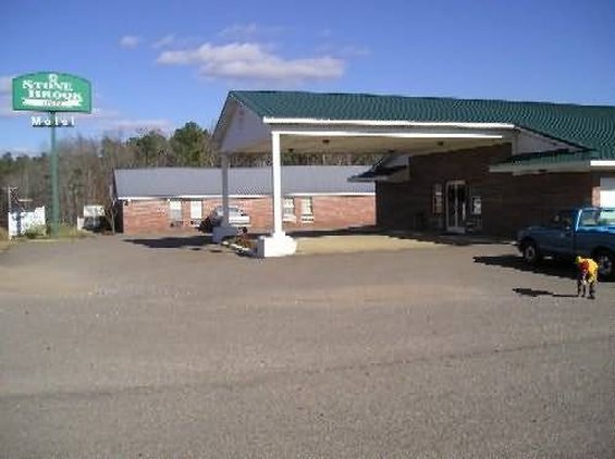 Hotel Stonebrook Inn 