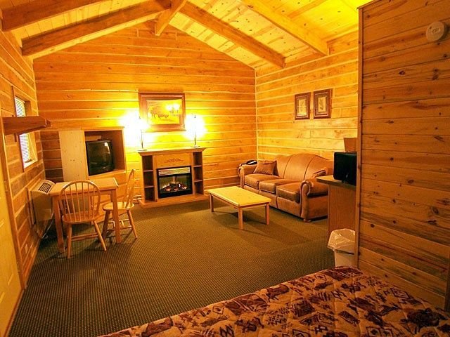 Hotel Rock Crest Lodge And Cabins  | Custer | South Dakota | United States 2