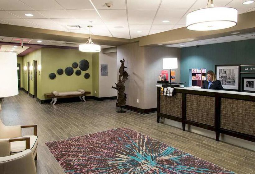 Hotel Hampton Inn & Suites Gulfport Gulfport Mississippi