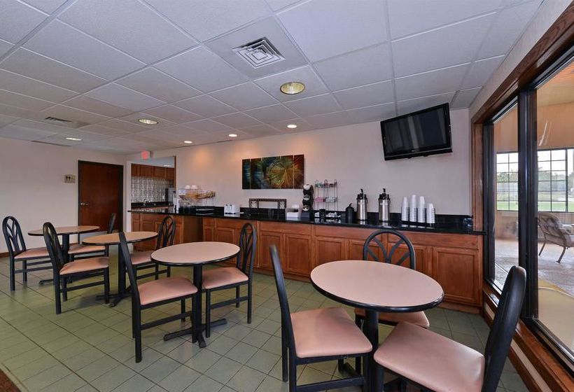 Hotel Americas Best Value Inn & Suites  | Mount Vernon | Missouri | United States 16