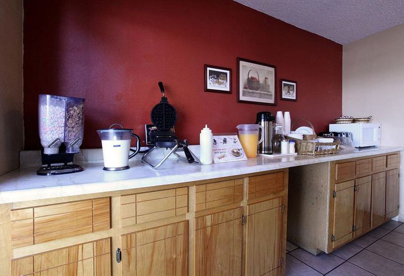 Hotel Americas Best Value Inn  | Malvern | Arkansas | United States 5