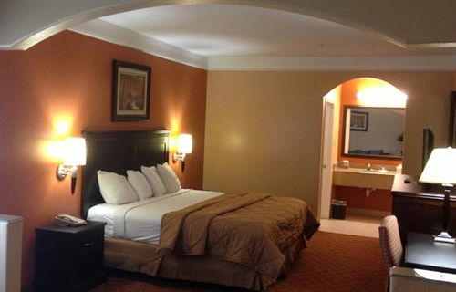 Hotel Scottish Inn and Suites Alvin  | Alvin | Texas | United States 4