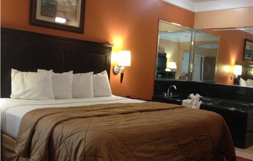 Hotel Scottish Inn and Suites Alvin  | Alvin | Texas | United States 5