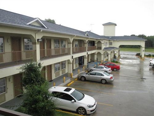 Hotel Scottish Inn and Suites Alvin  | Alvin | Texas | United States 7