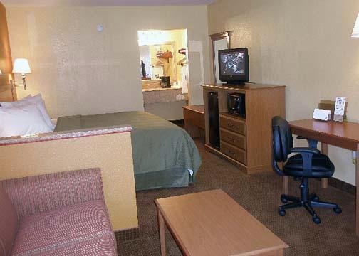 Hotel Quality Inn & Suites