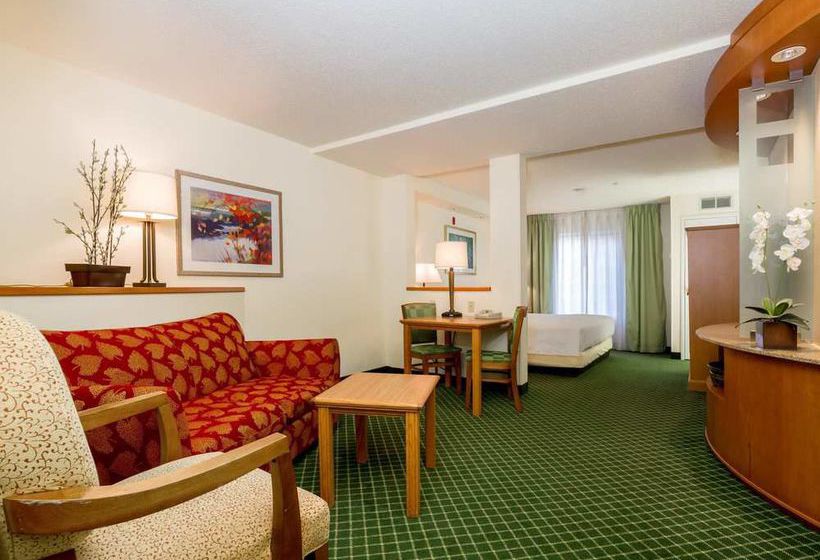 Hotel Fairfield Inn & Suites Kansas City North Near Worlds Of Fun  | Kansas City | Missouri | United States 10