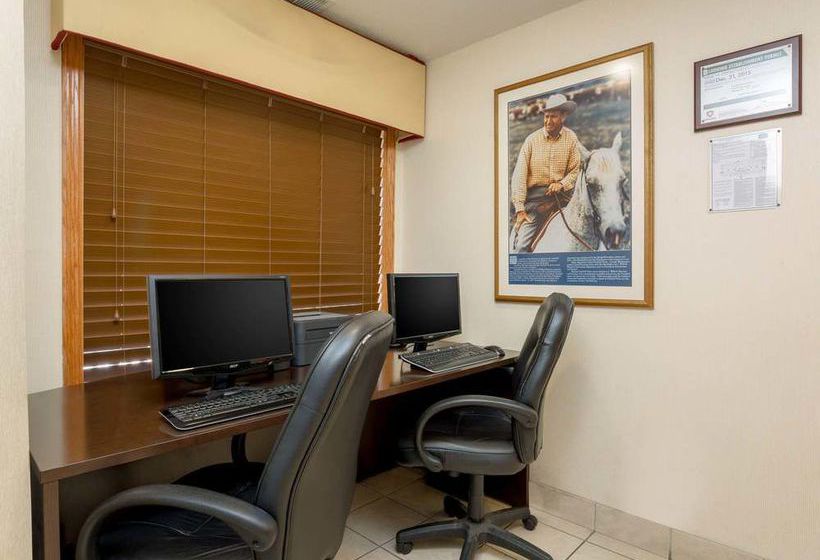 Hotel Fairfield Inn & Suites Kansas City North Near Worlds Of Fun  | Kansas City | Missouri | United States 13