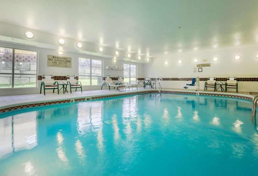 Hotel Fairfield Inn & Suites Kansas City North Near Worlds Of Fun  | Kansas City | Missouri | United States 15