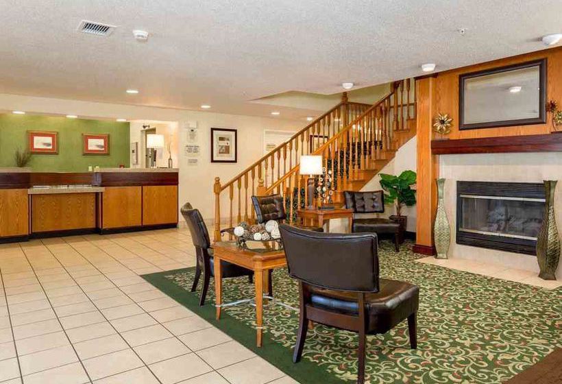 Hotel Fairfield Inn & Suites Kansas City North Near Worlds Of Fun  | Kansas City | Missouri | United States 3