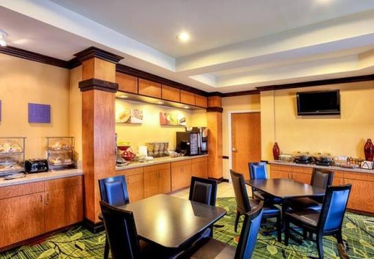 Hotel Fairfield Inn & Suites By Marriott Mcallen Airport  | Mcallen | Texas | United States 19