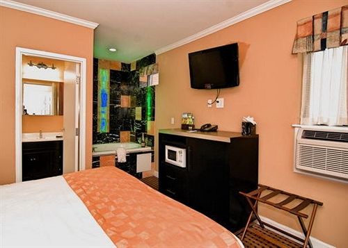 The Prince Hotel An Ascend Hotel Collection Member  | Tunkhannock | Pennsylvania | United States 9