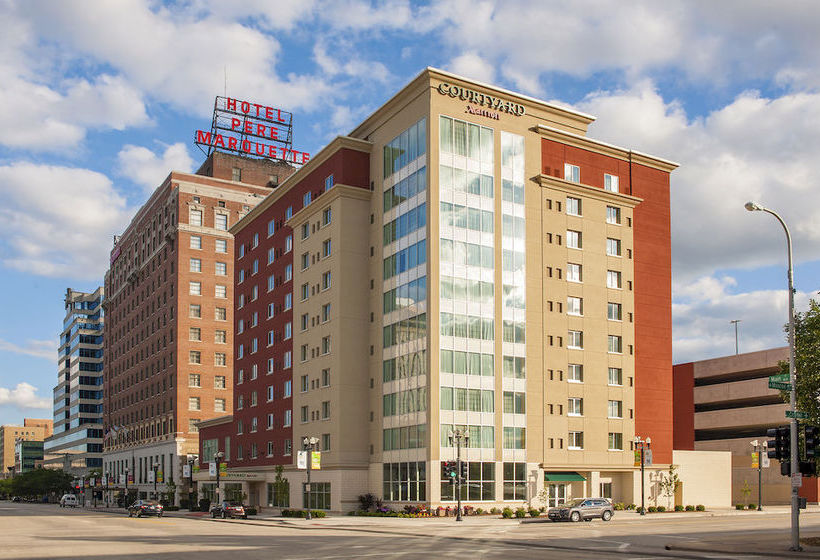 Hotel Courtyard Peoria Downtown Peoria Illinois