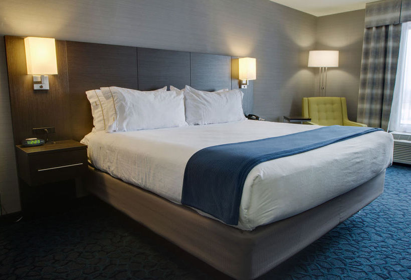 Hotel Holiday Inn Express & Suites Sidney  | Sidney | Ohio | United States 11