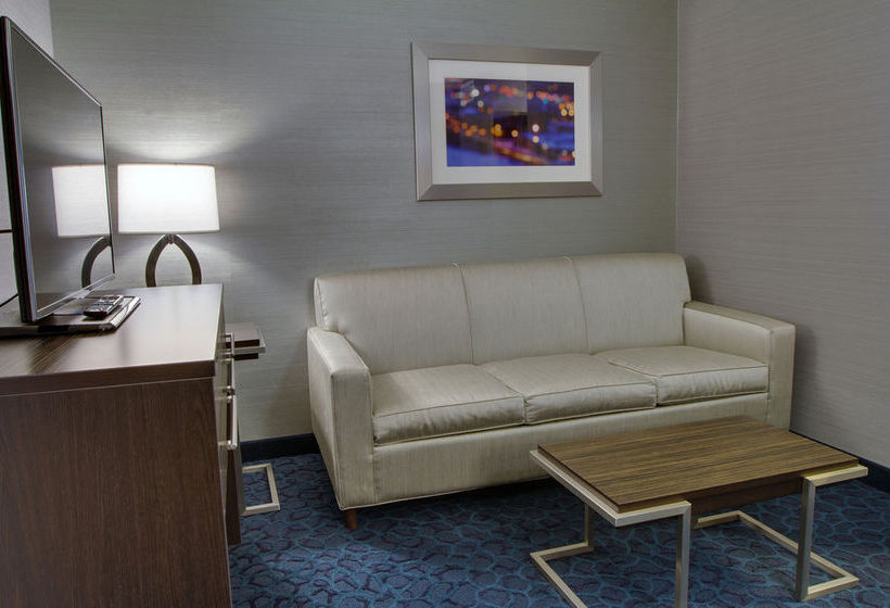 Hotel Holiday Inn Express & Suites Sidney  | Sidney | Ohio | United States 13
