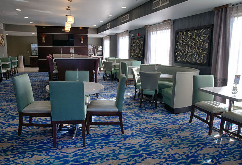 Hotel Holiday Inn Express & Suites Sidney  | Sidney | Ohio | United States 17