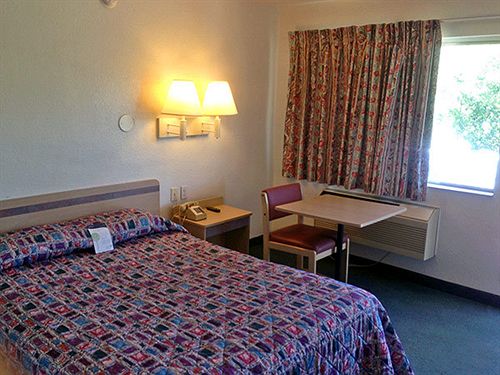 Motel Knights Inn Temple Temple