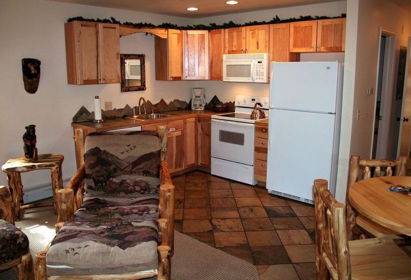 Hotel Fawn Valley Inn  | Estes Park | Colorado | United States 4