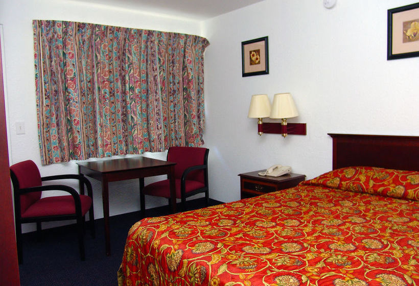 Hotel Quad City Inn  | Davenport | Iowa | United States 8