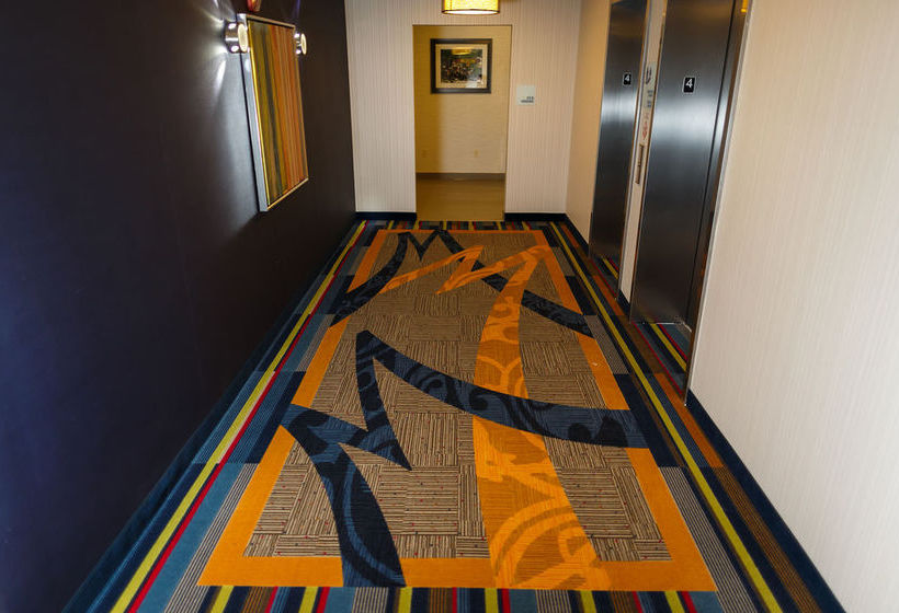 Hotel Holiday Inn Express & Suites Ann Arbor West - Zeeb Rd  | Ann Arbor | Michigan | United States 12