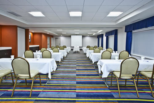 Hotel Holiday Inn Express & Suites Ann Arbor West - Zeeb Rd  | Ann Arbor | Michigan | United States 18