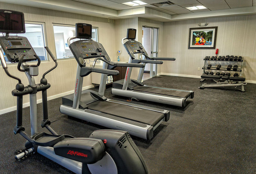 Hotel Holiday Inn Express & Suites Ann Arbor West - Zeeb Rd  | Ann Arbor | Michigan | United States 6