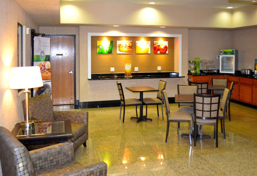 Hotel Royal Inn  | Killeen | Texas | United States 12