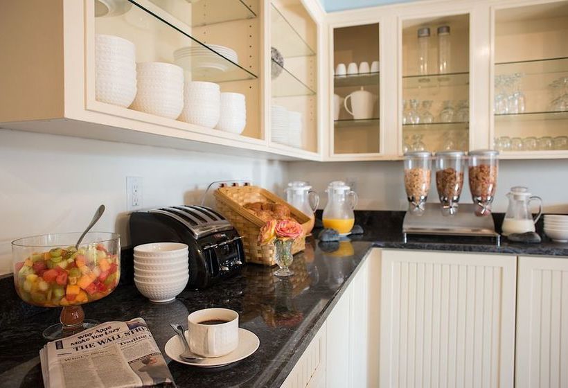 Hotel The Beach House Inn  | Kennebunkport | Maine | United States 2