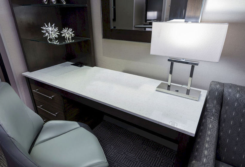 Hotel TownePlace Suites Boston Logan Airport/Chelsea 